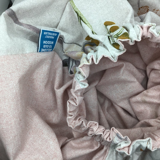 Half half florals and pink - Summer Burrow